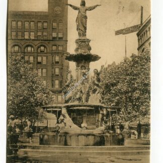 cincinnati-ohio-fountain-square-332