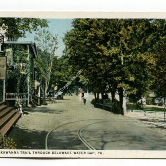 lackawanna-trail-through-delaware-water-gap-pennsylvania-498