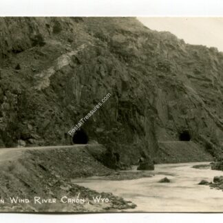 tunnels-in-wind-river-canon-wyoming-2803