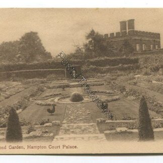 pond-garden-hampton-court-palace-3503