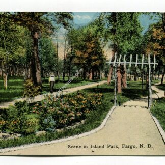 scene-in-island-park-fargo-north-dakota-3877