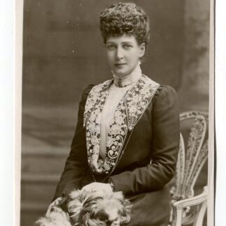 h-m-queen-alexandra-4541