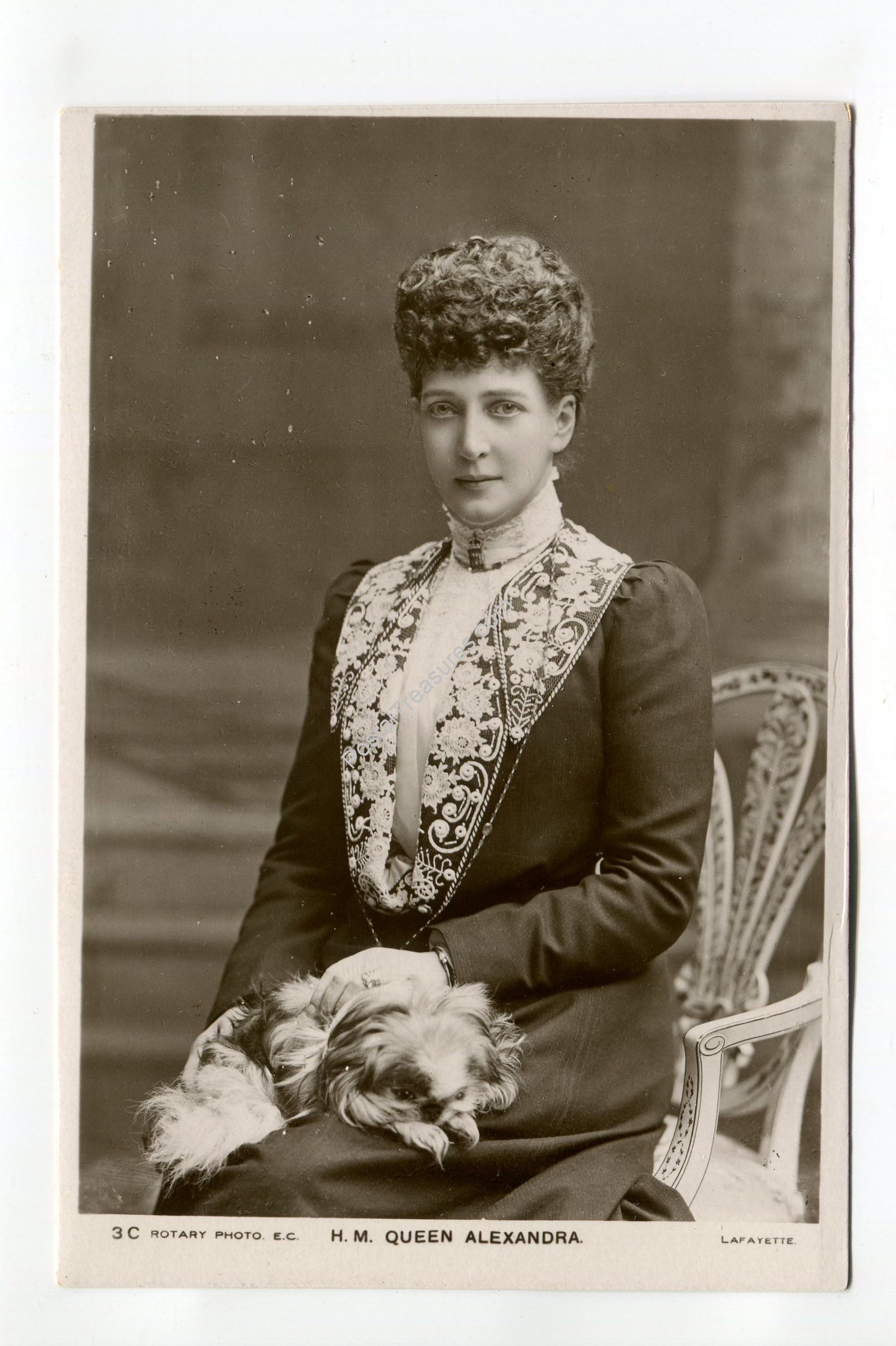 h-m-queen-alexandra-4541