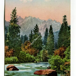 castle-crags-california-4575